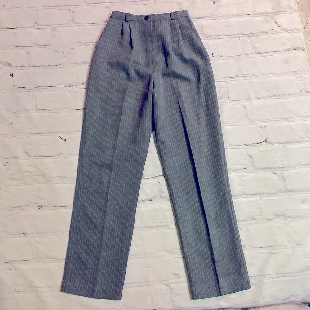 TOMBOY WOMENS  PANTS SIZE 3